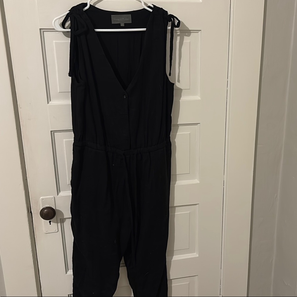 Women’s Black Sleeveless Jumpsuit